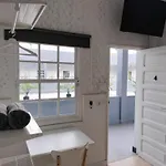 Bed & Breakfast Room27- Center *