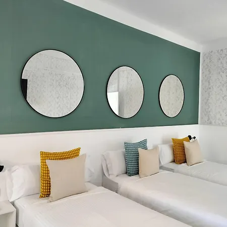 Room27- Center 라 라구나